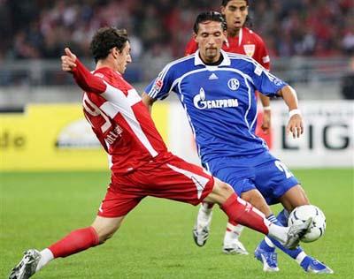 进攻端依赖 进攻端依赖